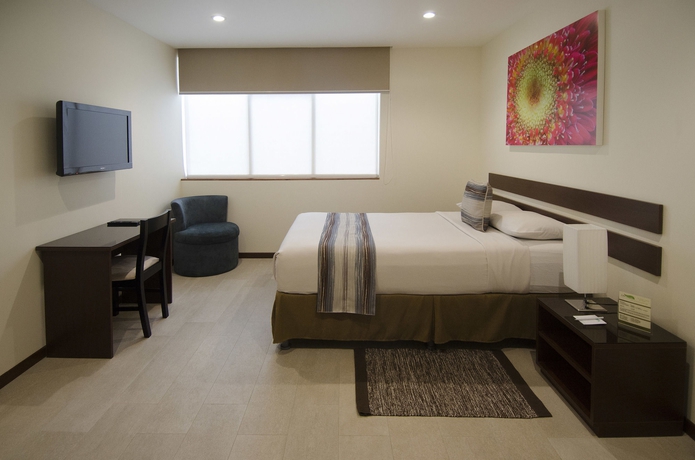 Imagen de la habitación del Hotel Isla Verde. Foto 11