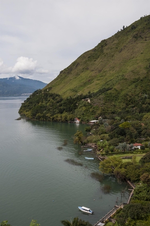 Imagen de los exteriores del Hotel Isla Verde, Santa Cruz La Laguna. Foto 10