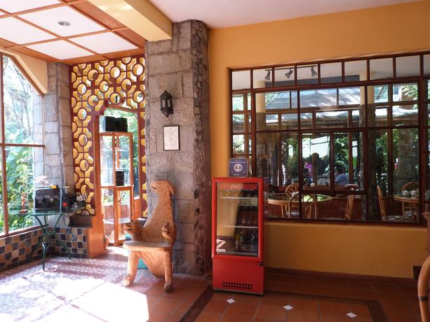 Imagen de los interiores del Hotel Isla de Ba&ntilde;os Hosteria y Spa. Foto 15