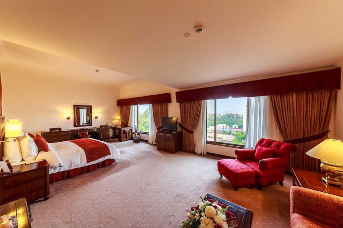 Imagen de la habitación del Hotel Islamabad Serena. Foto 10