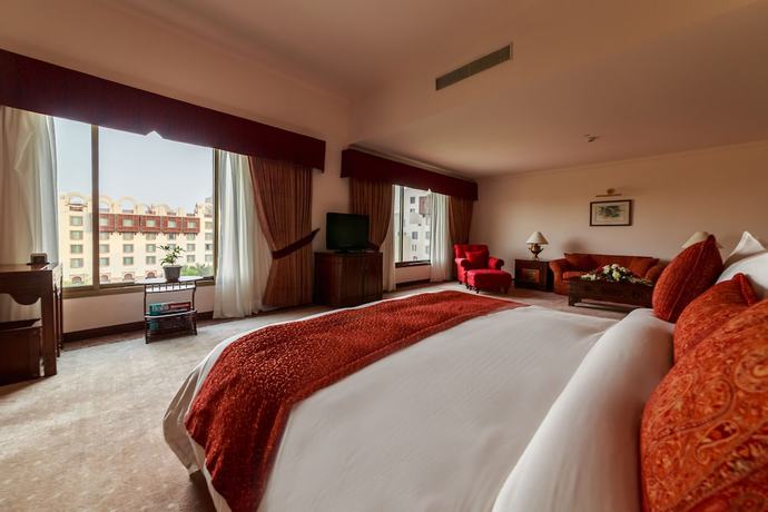 Imagen de la habitación del Hotel Islamabad Serena. Foto 11