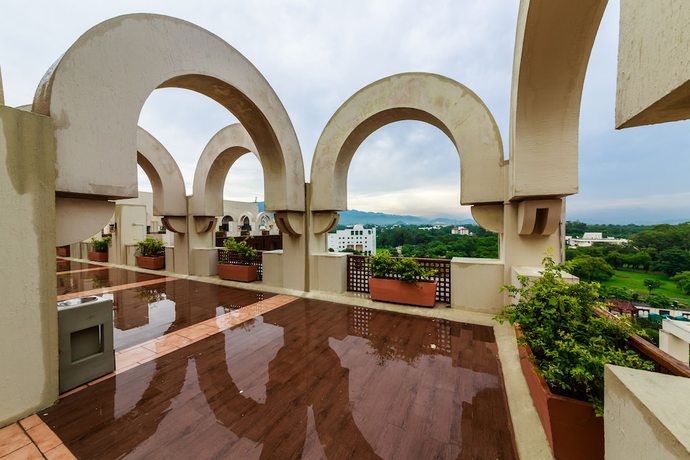 Imagen de la habitación del Hotel Islamabad Serena. Foto 17