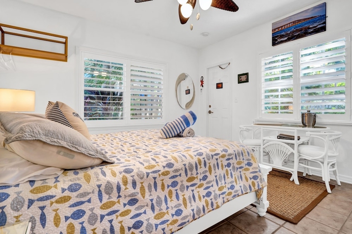 Imagen de la habitación del Hotel Island Bay Resort. Foto 7