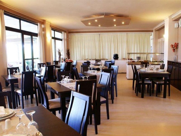 Imagen general del Hotel Island Beach - Adults Only. Foto 6