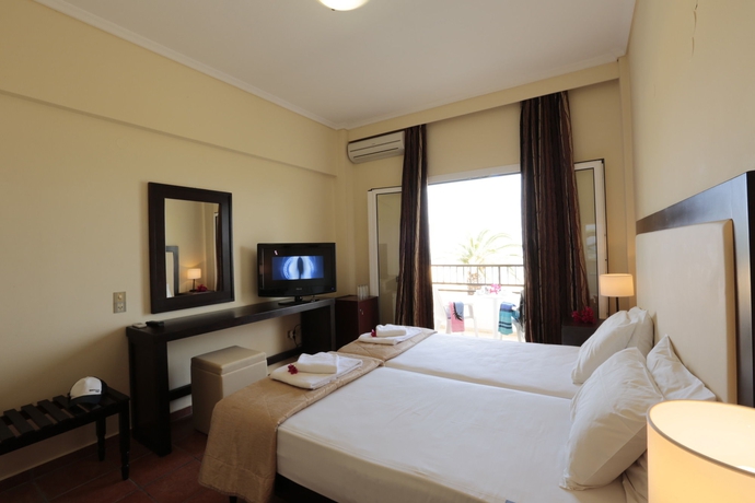 Imagen de la habitación del Hotel Island Beach Resort - Adults Only. Foto 4