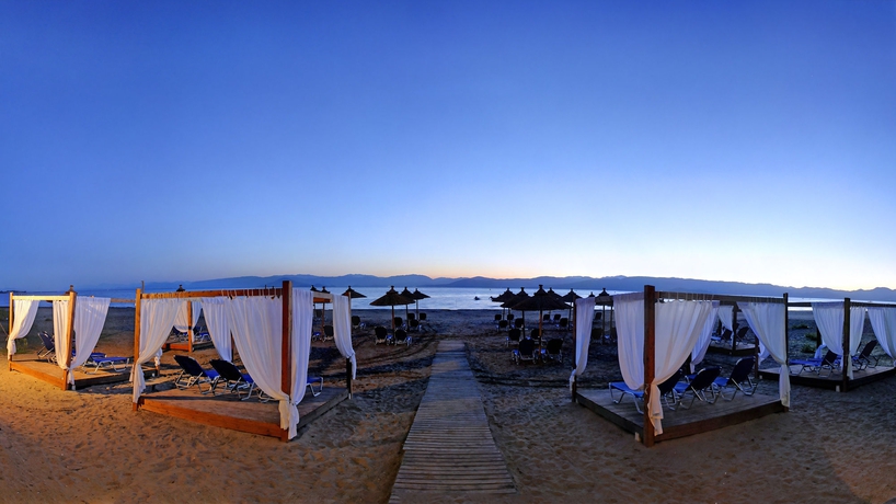 Imagen de los exteriores del Hotel Island Beach Resort - Adults Only. Foto 11