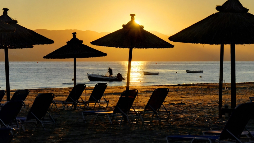 Imagen de los exteriores del Hotel Island Beach Resort - Adults Only. Foto 14