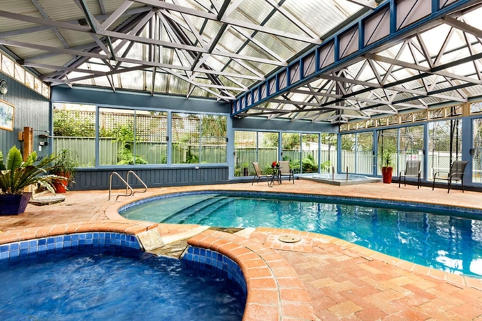 Imagen de la piscina del Hotel Island Breeze Resort. Foto 12