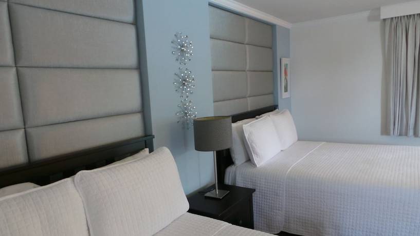 Imagen de la habitación del Hotel Island House. Foto 9