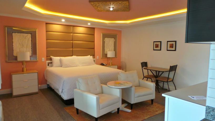 Imagen de la habitación del Hotel Island House. Foto 16