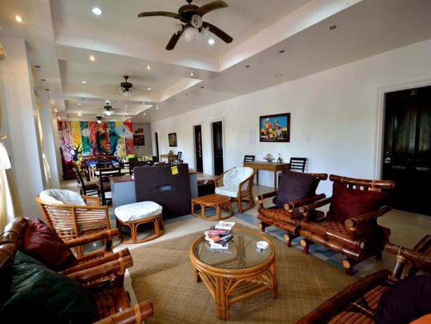 Imagen de los interiores del Hotel Island Inn Boracay. Foto 15