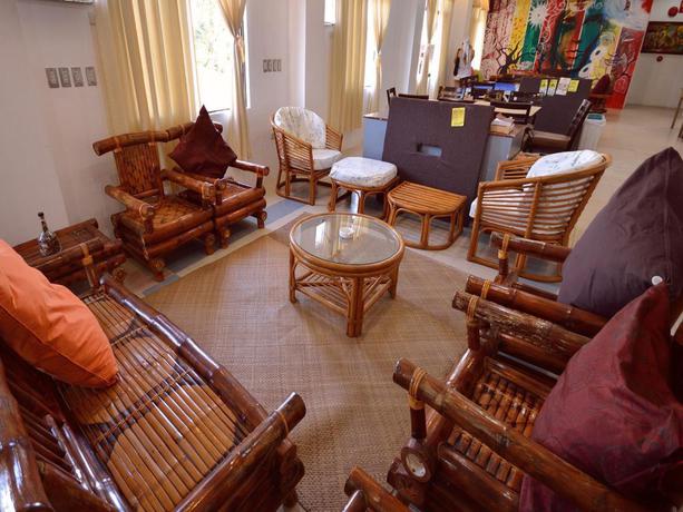 Imagen de los interiores del Hotel Island Inn Boracay. Foto 16
