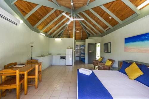 Imagen de la habitación del Hotel Island Leisure Resort. Foto 3