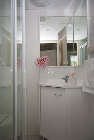 Imagen de la habitación del Hotel Island Palms Resort. Foto 17