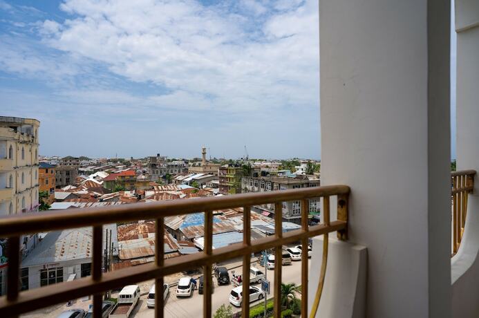 Imagen general del Hotel Island Paradise Inn. Foto 9