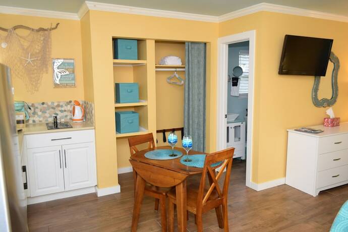 Imagen de la habitación del Hotel Island View Cottages. Foto 15