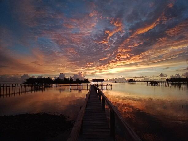Imagen general del Hotel Island View Cottages. Foto 9