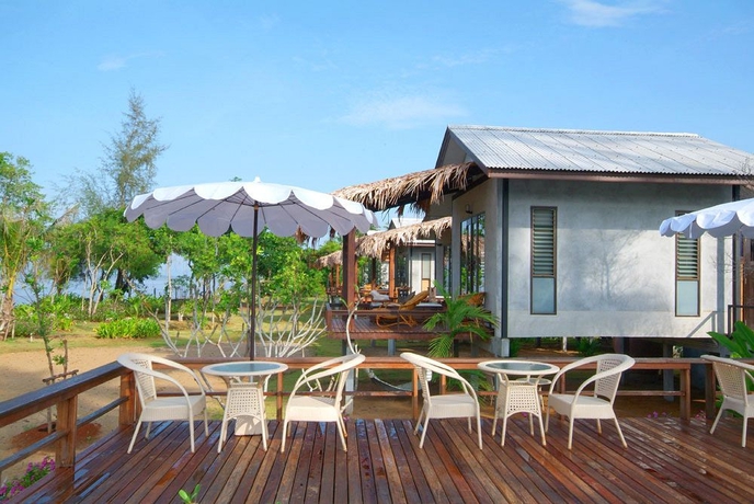 Imagen de los exteriores del Hotel Islanda Hideaway Resort. Foto 10