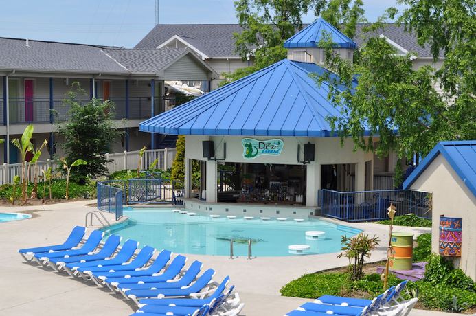 Imagen de la piscina del Hotel Islander Inn. Foto 7