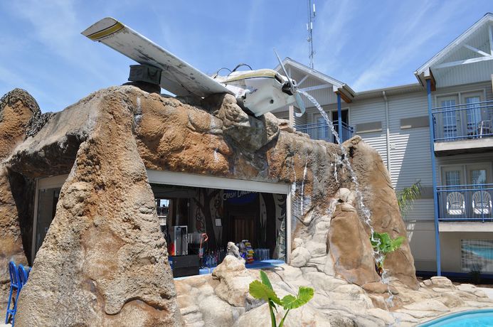 Imagen de la piscina del Hotel Islander Inn. Foto 16