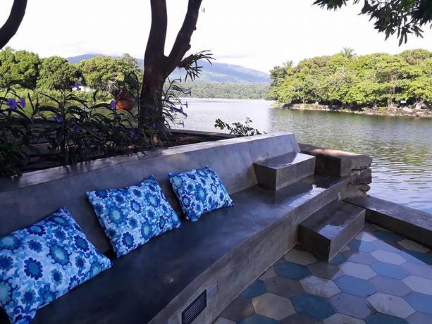 Imagen de los exteriores del Hotel Isleta El Recedo. Foto 12