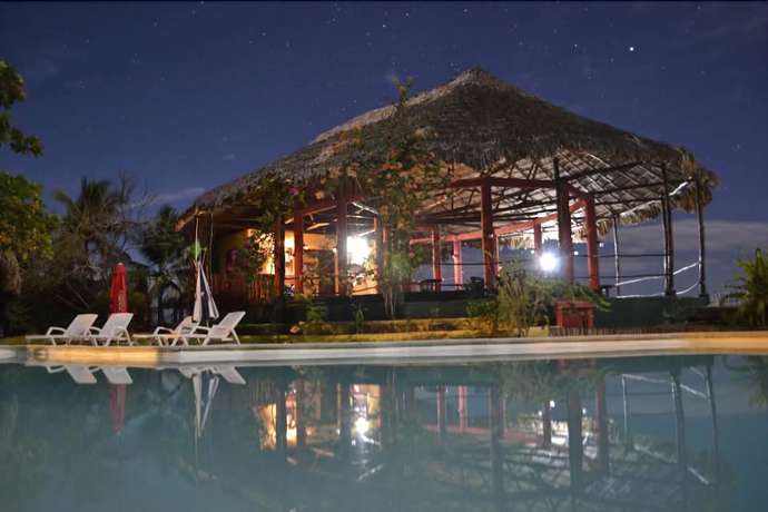 Imagen del bar/restaurante del Hotel Isleta de Gaia. Foto 3