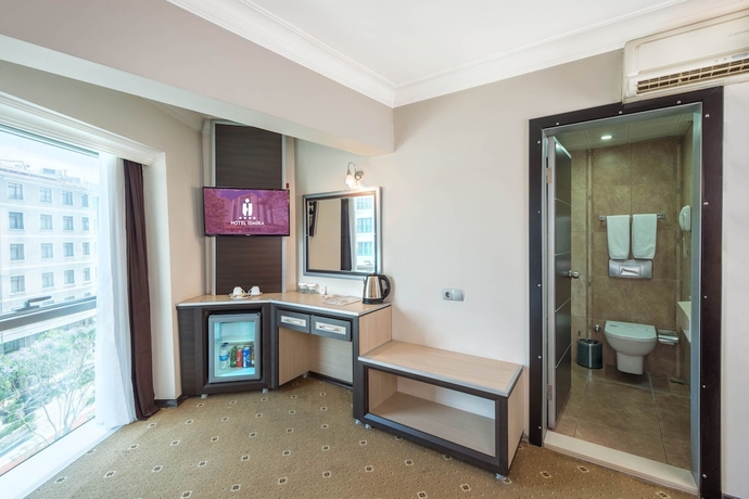 Imagen de la habitación del Hotel Ismira. Foto 13