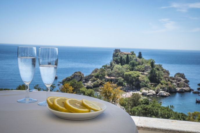 Imagen general del Hotel Isola Bella. Foto 3