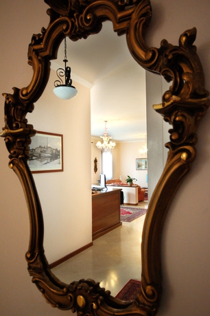 Imagen de los interiores del Hotel Isola Di Caprera. Foto 10