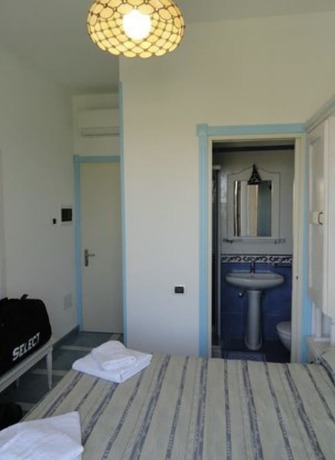 Imagen de la habitación del Hotel Isolabella, Ventotene. Foto 10