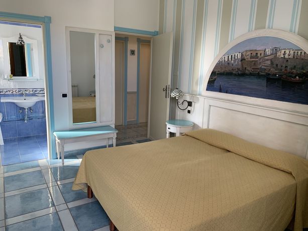 Imagen de la habitación del Hotel Isolabella, Ventotene. Foto 12