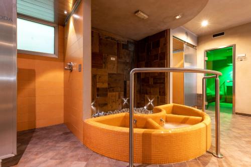 Imagen general del Hotel Isolabella Wellness. Foto 13