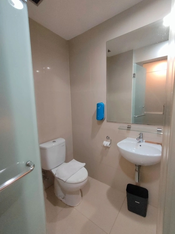 Imagen de la habitación del Hotel Ispi Cikarang Festival. Foto 7