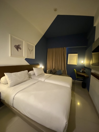 Imagen de la habitación del Hotel Ispi Cikarang Festival. Foto 9