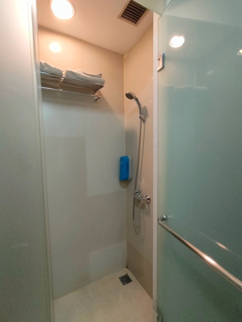 Imagen de la habitación del Hotel Ispi Cikarang Festival. Foto 11