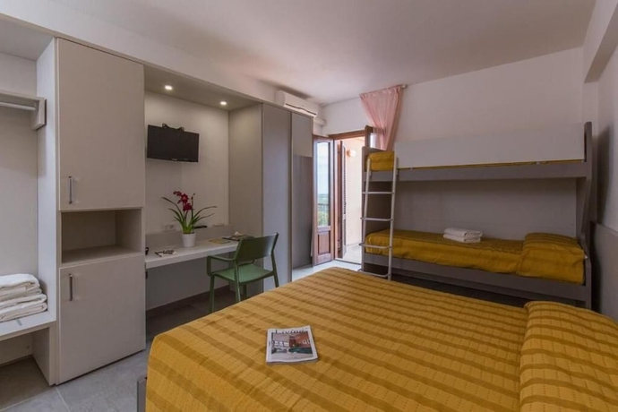 Imagen de la habitación del Hotel Ispinigoli. Foto 12