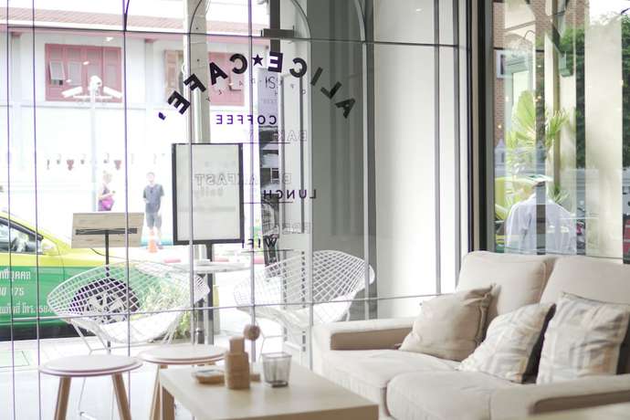 Imagen de los interiores del Hotel Issara by d Hostel. Foto 19