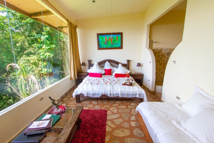 Imagen de la habitación del Hotel Issimo Suites Boutique and Spa - Adults Only. Foto 6