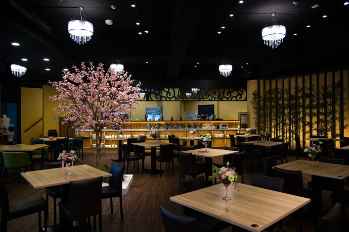 Imagen del bar/restaurante del Hotel Issmy Spring Resort. Foto 18