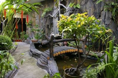 Imagen de los exteriores del Hotel Istana Batik Ratna. Foto 5