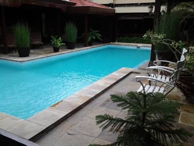 Imagen de la piscina del Hotel Istana Batik Ratna. Foto 6