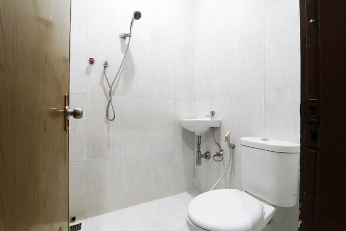 Imagen de la habitación del Hotel Istana Bungur. Foto 3