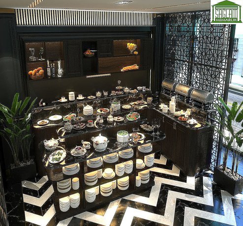 Imagen del bar/restaurante del Hotel Istanbul Airport Express Plus. Foto 2