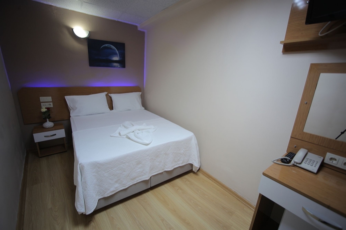 Imagen de la habitación del Hotel Istanbul Dedem 1. Foto 6