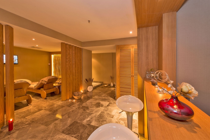 Imagen de los interiores del Hotel Istanbul Dora. Foto 12