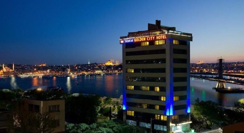 Imagen de los exteriores del Hotel Istanbul Golden City. Foto 10