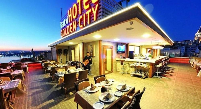 Imagen del bar/restaurante del Hotel Istanbul Golden City. Foto 6