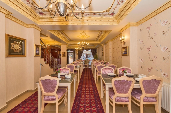 Imagen del bar/restaurante del Hotel Istanbul Holiday, Estambul. Foto 2