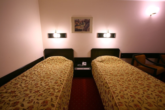 Imagen de la habitación del Hotel Istanbul Royal. Foto 3