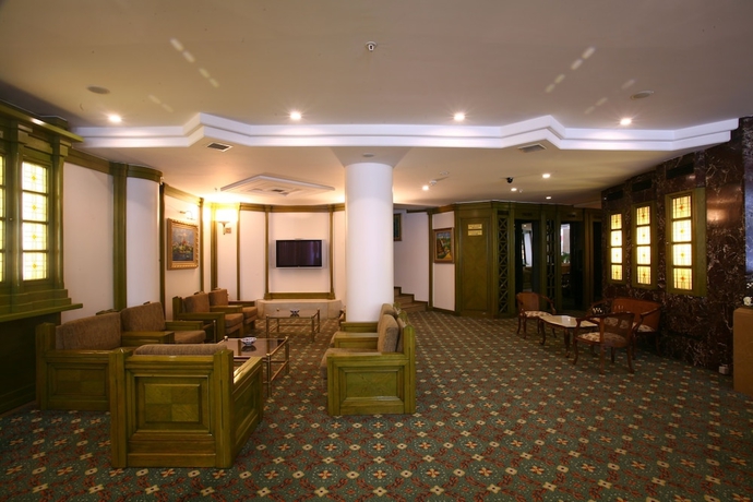 Imagen de los interiores del Hotel Istanbul Royal. Foto 11